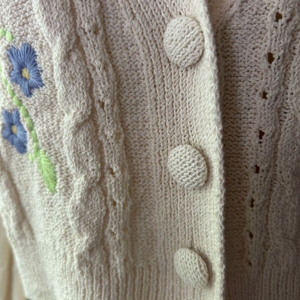 Zara Cream and Purple Jersey with Floral Embroidery - Picture 5 of 8